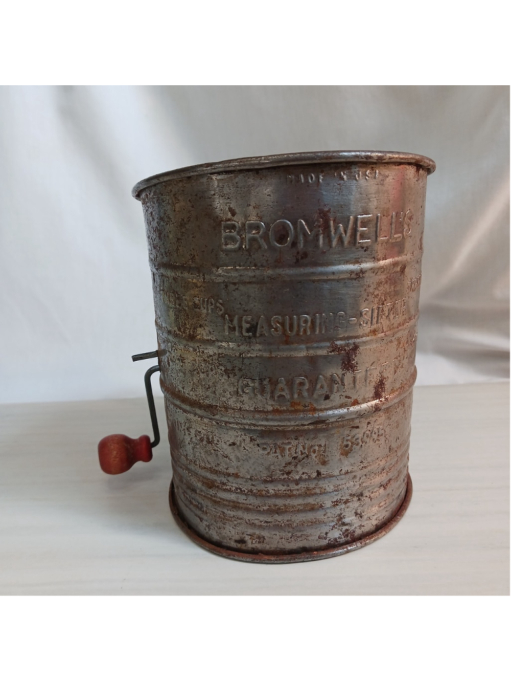 Bromwell's 5 Cup Flour Sifter Red Wood Crank Handle USA